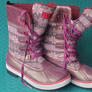 Ugg winter/duck baroness Nordic sugar plum burgundy boots